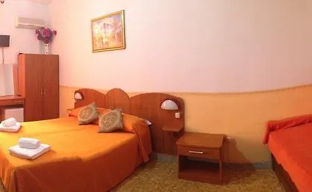 Couette-café Ariosto Rome