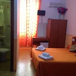 Ariosto Nocleg ze śniadaniem 3*