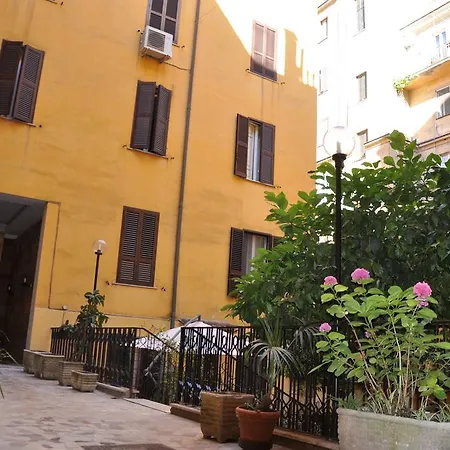 Oda ve Kahvaltı Ariosto