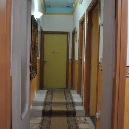 Oda ve Kahvaltı Ariosto